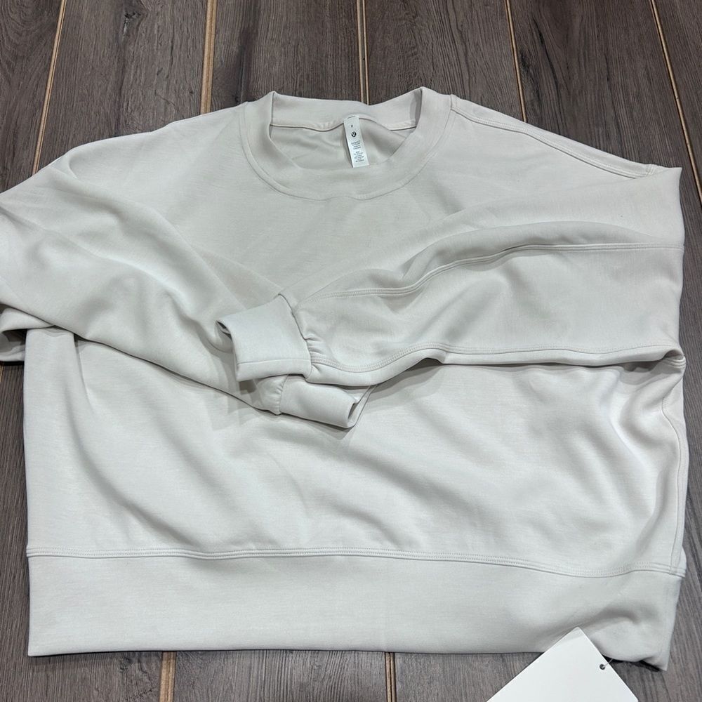 Perfectly Oversized Cropped Crew - Picture 2 of 3